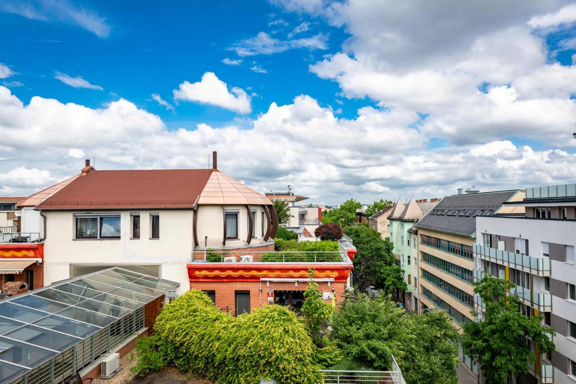 Westside Garden Apartments By Urbanrent Βουδαπέστη Εξωτερικό φωτογραφία
